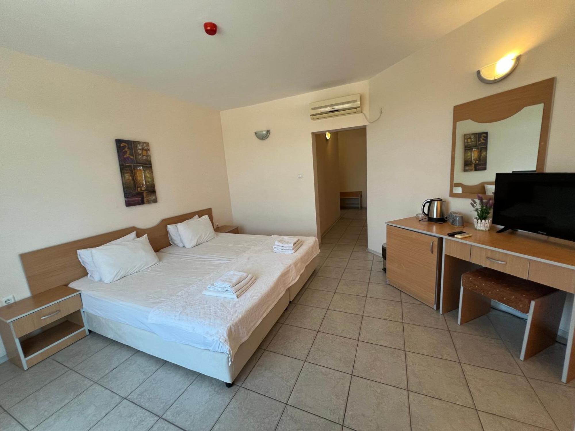 Persani Hotel-Free Parking Sunny Beach Eksteriør billede