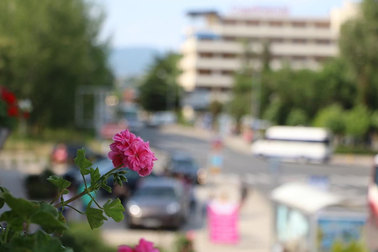 Persani Hotel-Free Parking Sunny Beach Eksteriør billede